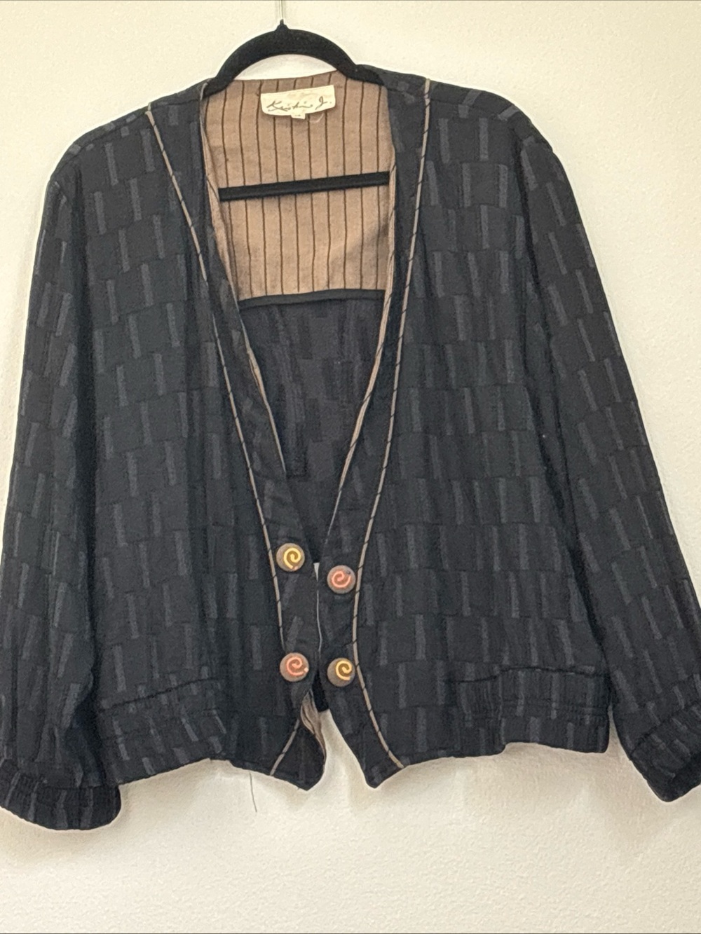 Vintage 80  Black Textured Open-Front Blazer with Tan Trim